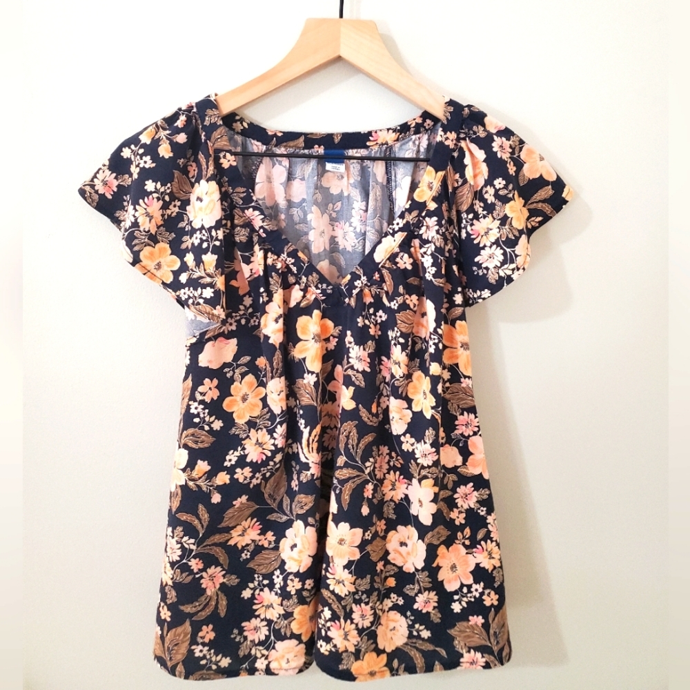 Old Navy Flutter Sleeve Blouse